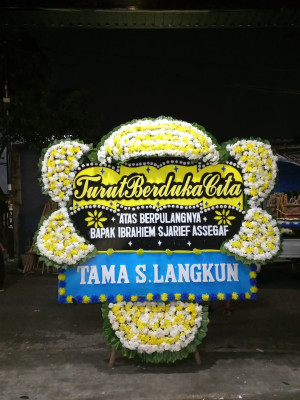 Papan Bunga Duka di Tinjoman Lama